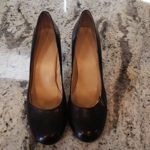 Nine West close toe heel